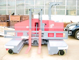 Боковой погрузчик Nichiyu FBS