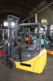 Электрический погрузчик Komatsu FB15M-12