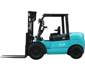 Погрузчики Baoli 4-5т (топливные)