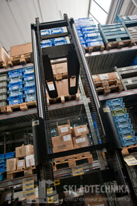 Штабелеры с электрическим подъемом.